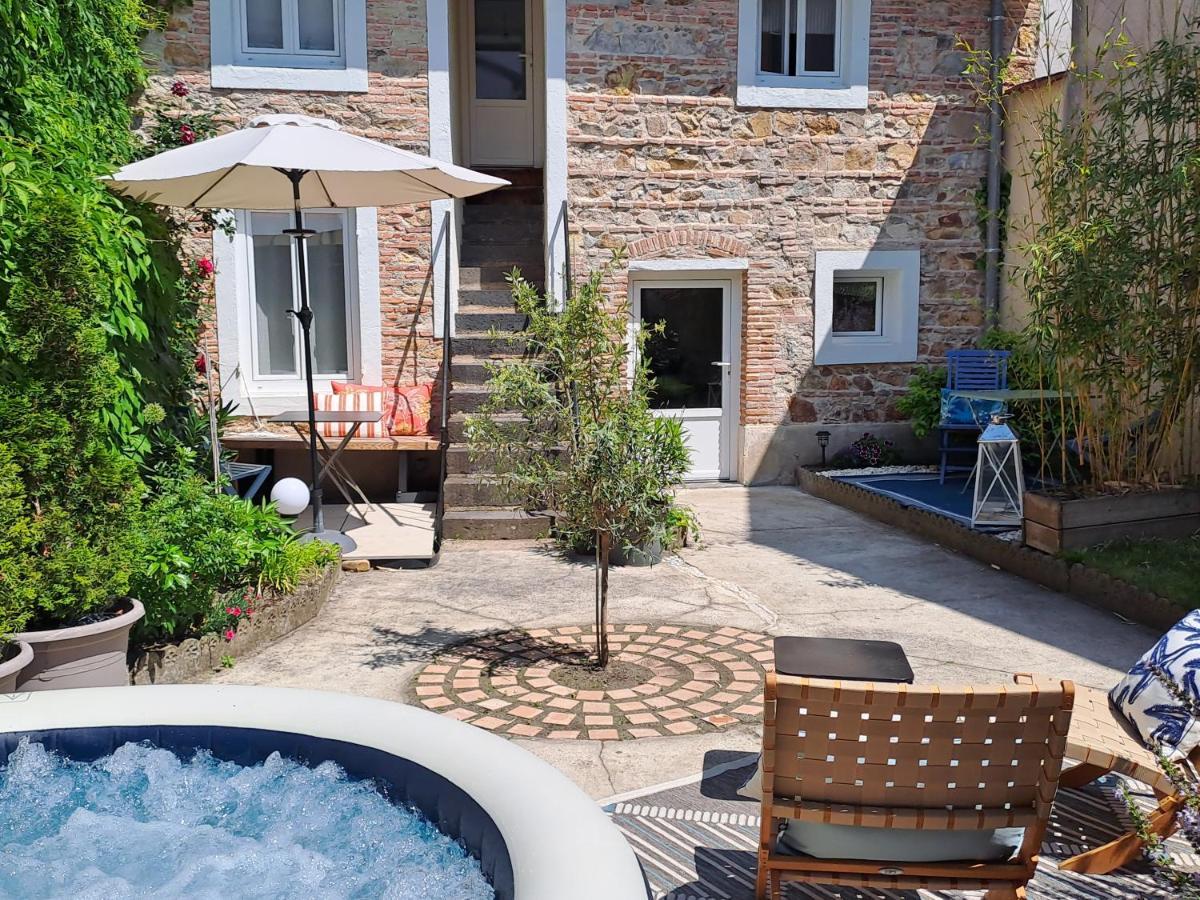 F1 Proche Des Thermes Vichy Luaran gambar